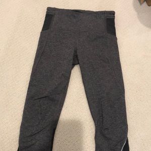 Lululemon cropped leggings